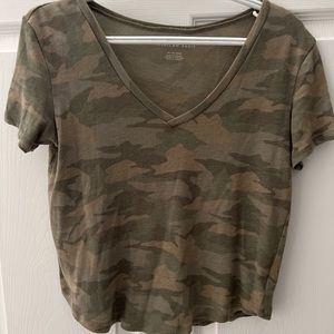 american eagle v neck